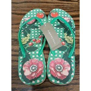 Vera Bradley Flip Flops Women's Size Medium Tomato Vines New